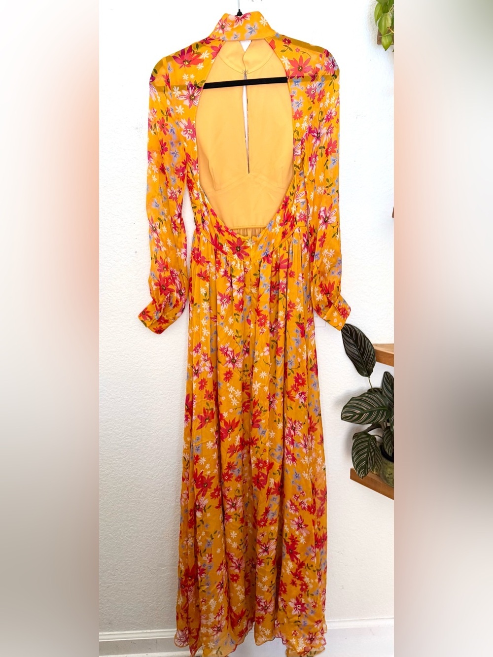 Sau Lee Carolina Gown Dress Yellow Multi Floral NWT Maxi Open Back Silk Size 4 - Picture 11 of 16